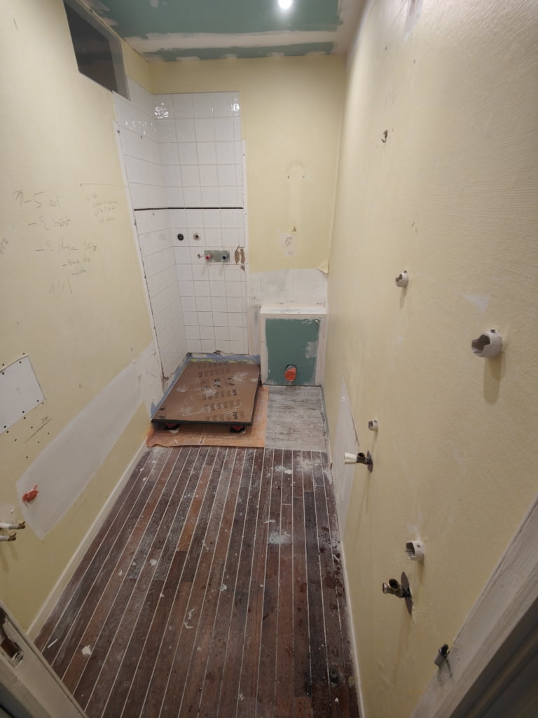 baud artipole mcs cab rénovation carrelage faïence maison couleur artisan salle d’eau bain création douche à l’italienne grand format chantier nostang hennebont kervignac camors locmiquélic lorient